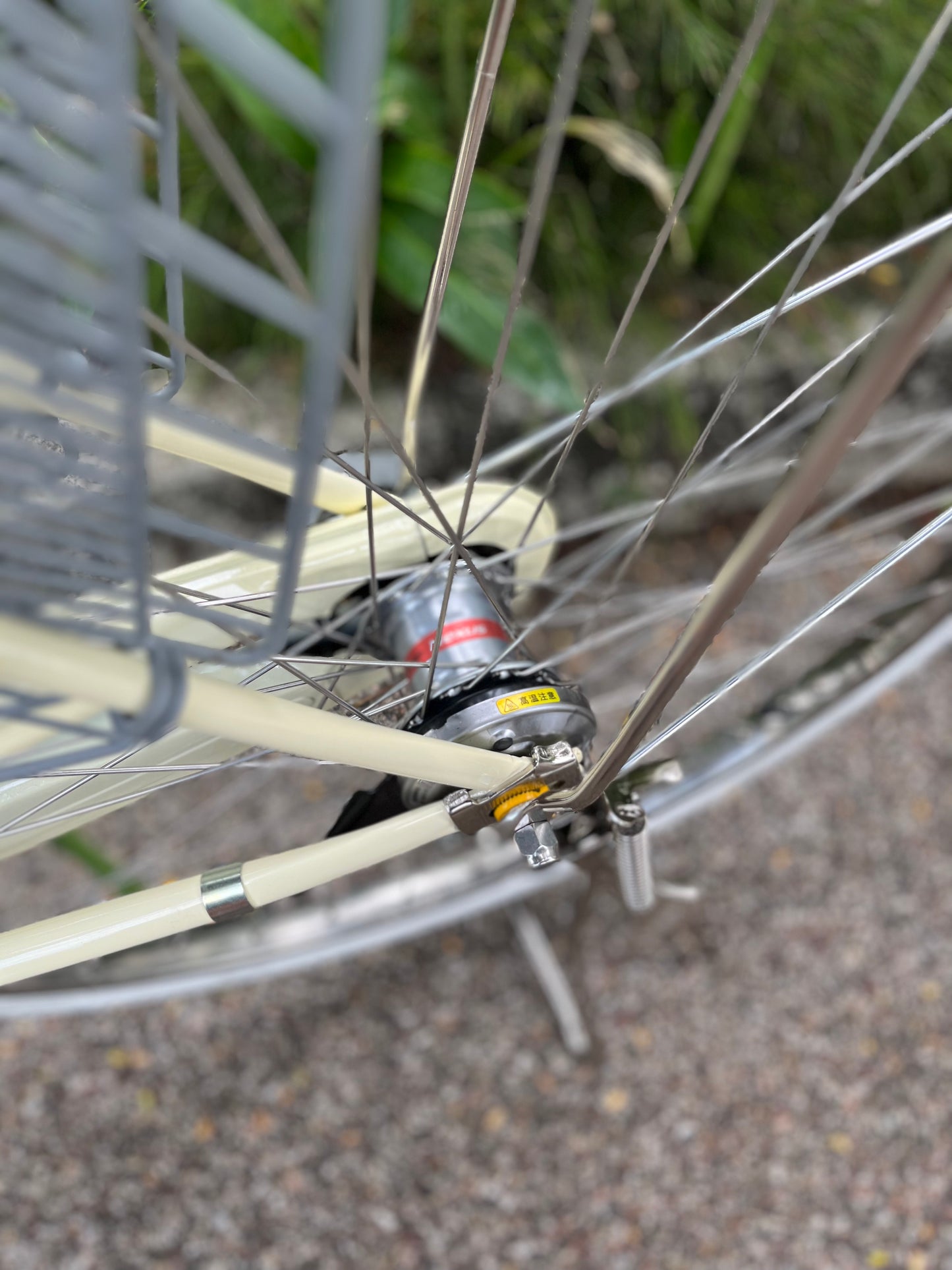 KAWASAKI 24 Inch 3 Speed Vanilla Cream + Free Bike Lock, Mini Tools and Air Pump