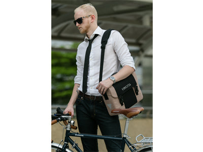 VINCITA BRAD PANNIER MESSENGER BAG