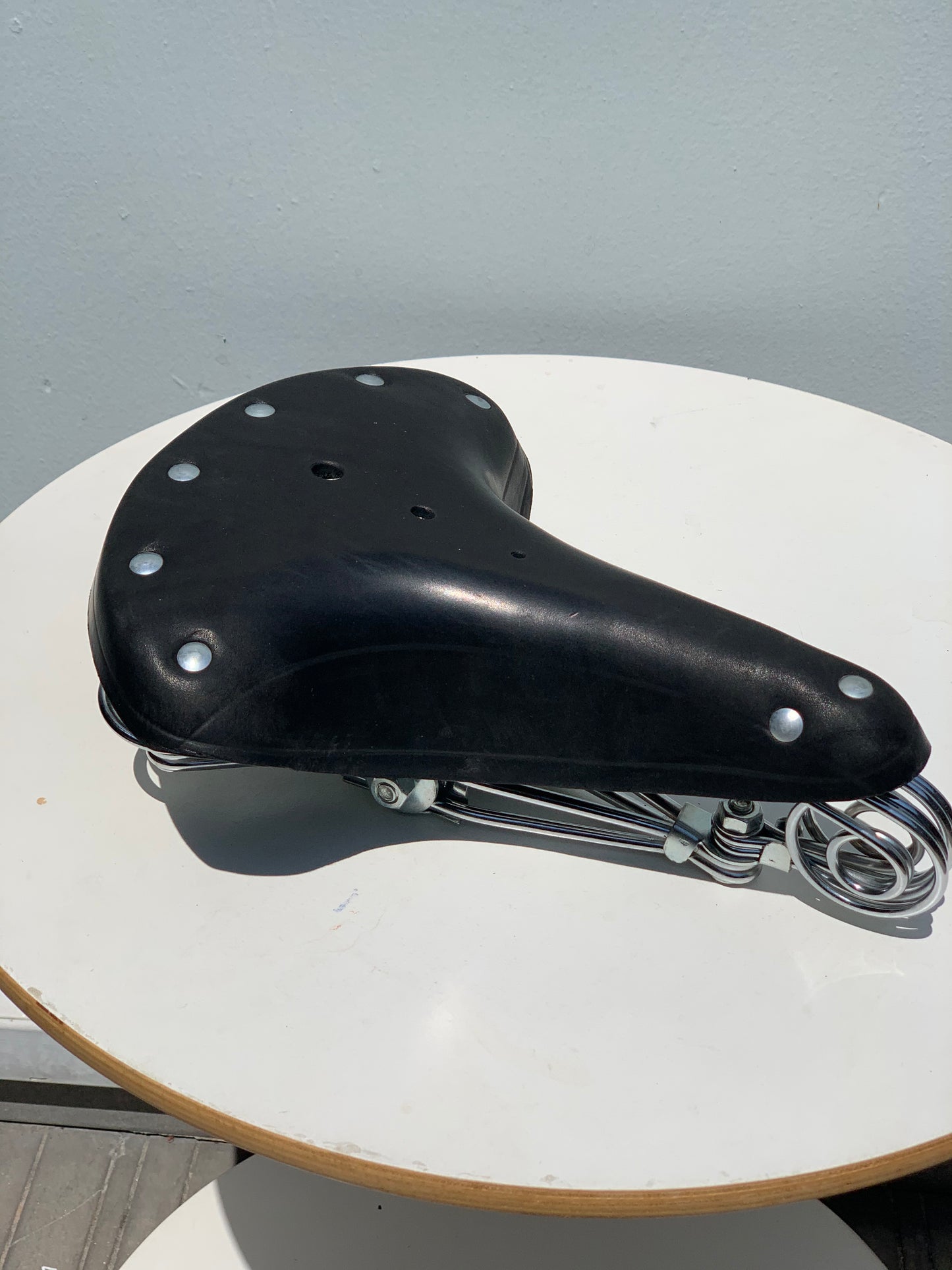 LEATHER SADDLE VINTAGE BLACK HS-02