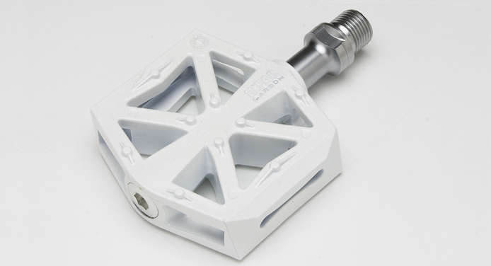 CROPS ZIA PEDALS (Black or White)