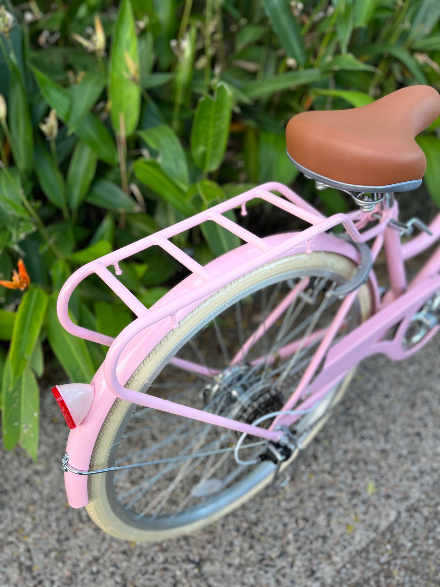 UC24 model City Bike, Pink 24 inch 6 speeds c/w basket and rear rack