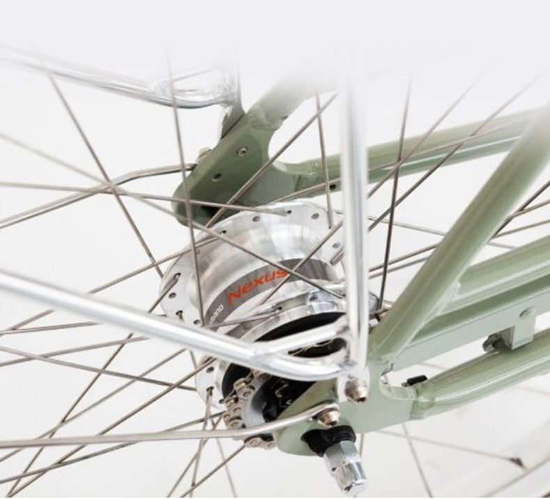 ELECTRA LOFT CLASSIC LADIES CITY BIKE 28 INCH LIGHT GREEN 7 SPEED INTERNAL HUB + FREE HEADLIGHT AND BIKE LOCK