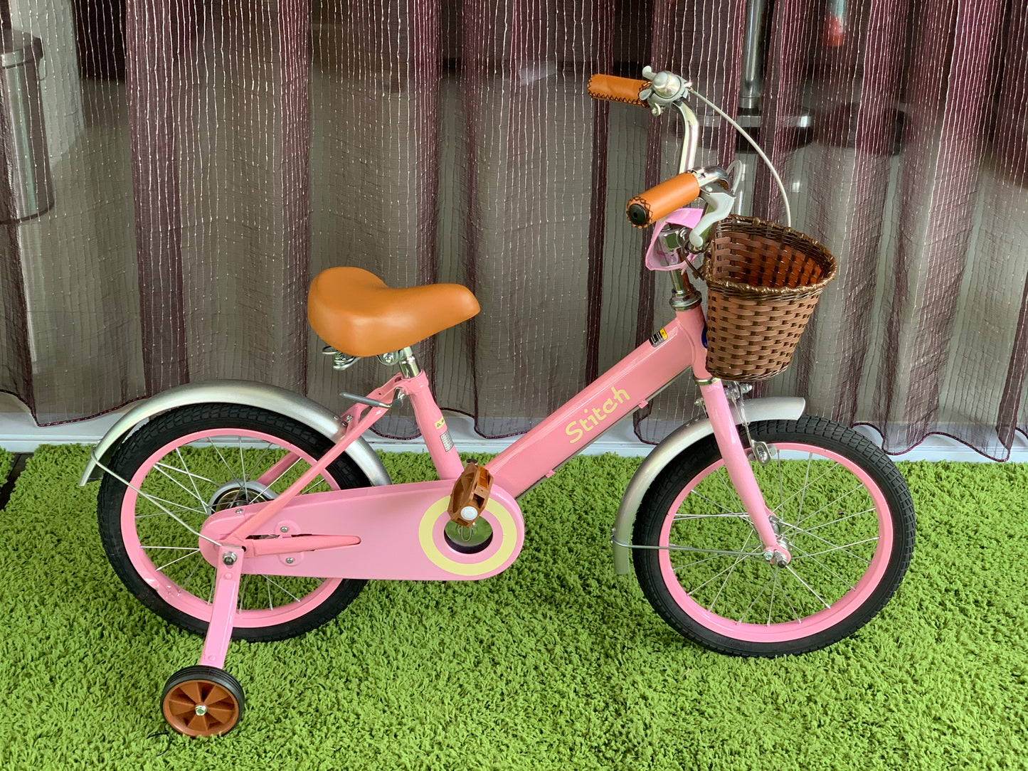 STITCH 16 INCH SWEET PINK (WITH TRAINING WHEELS)